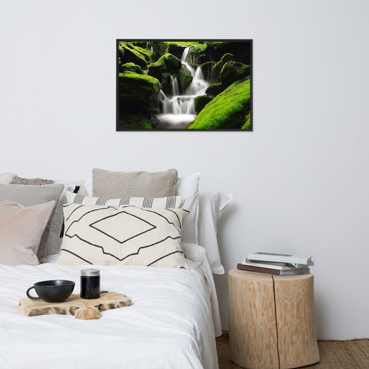 Gerahmtes Poster auf Fotopapier - Wasserfall - Das Lädchen von Fotograf Oberberg